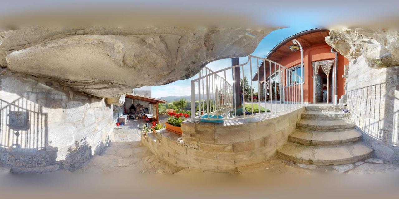 Casa Rural La Abadia-Apartamentos Graus Exterior photo